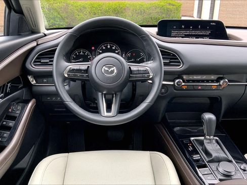 Certified 2025 MAZDA CX-30 AWD 2.5 S w/ Premium Package image 6