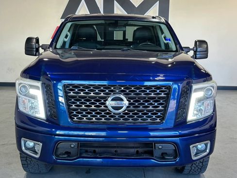 Used 2018 Nissan Titan PRO-4X w/ Pro-4x Utility Package AWD/4WD image 3