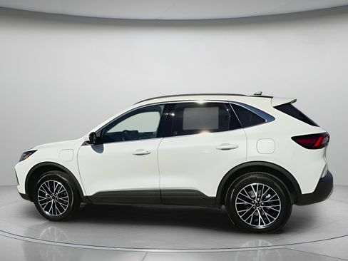 New 2026 Ford Escape SE image 19