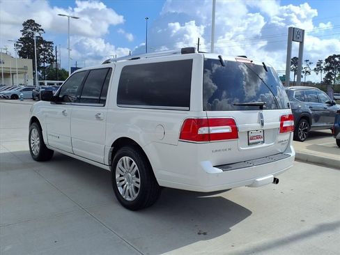 Used 2012 Lincoln Navigator L 4WD image 9