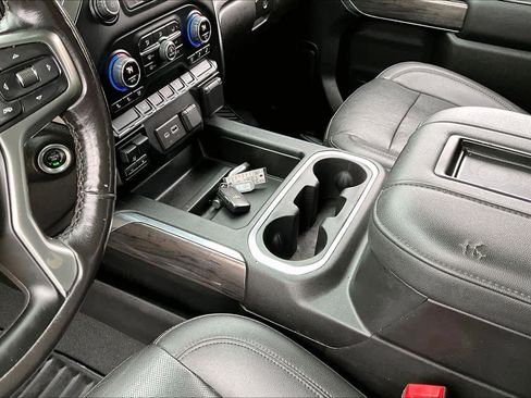 Used 2021 Chevrolet Silverado 2500 LTZ w/ LTZ Convenience Package AWD/4WD image 17