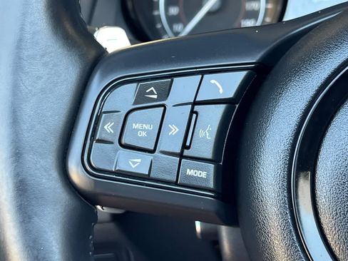 Used 2020 Jaguar F-TYPE Convertible RWD image 32