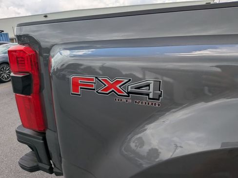 Used 2026 Ford F350 Platinum AWD/4WD image 12