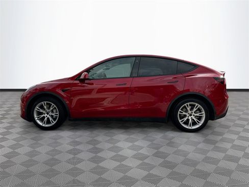 Used 2021 Tesla Model Y 2WD image 9