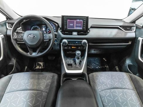 Used 2019 Toyota RAV4 XLE w/ Convenience Package AWD/4WD image 13