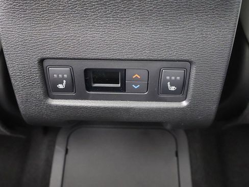 New 2025 Mitsubishi Outlander SEL image 38