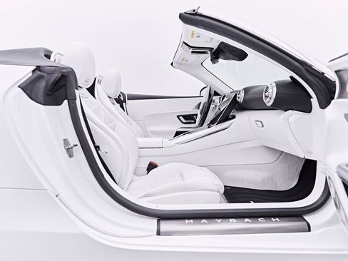 Used 2026 Mercedes-Benz Maybach SL 680 image 48