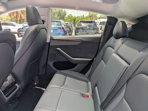 Used 2026 Tesla Model Y AWD image 15