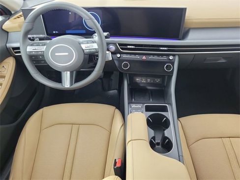 Used 2025 Hyundai Sonata Limited image 17