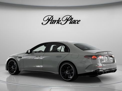 New 2026 Mercedes-Benz E 53 AMG e 4MATIC Sedan image 11