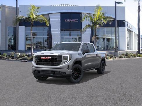 Used 2026 GMC Sierra 1500 Elevation RWD image 8