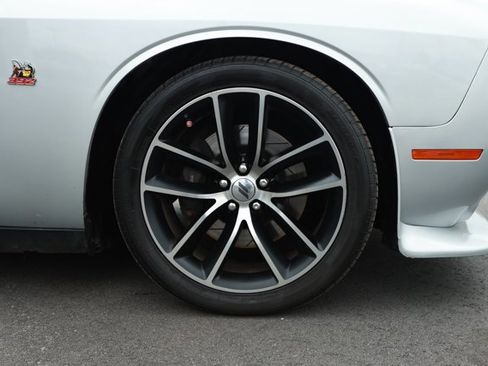 Used 2020 Dodge Challenger R/T Scat Pack w/ Scat Pack Stripe RWD image 5