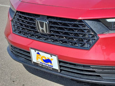 Used 2024 Honda Accord Sport image 9