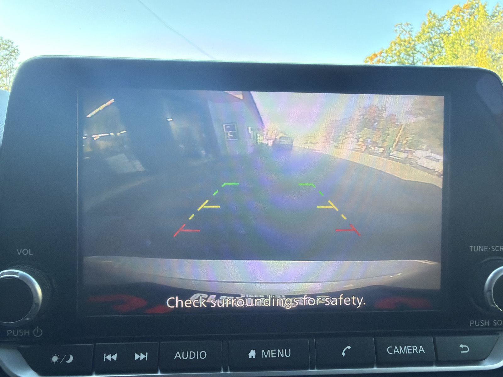Used 2024 Nissan Rogue S AWD/4WD image 18