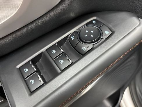 Used 2025 Ford Expedition Max Active AWD/4WD image 11