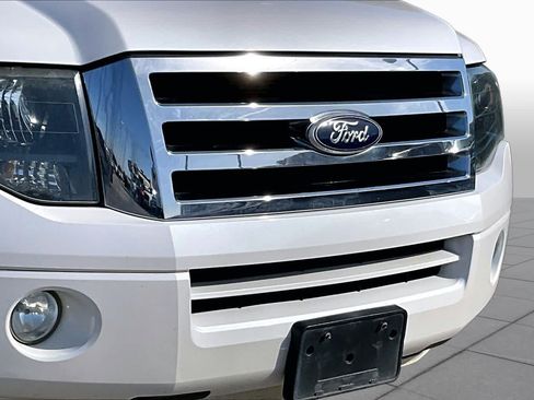 Used 2011 Ford Expedition Limited RWD image 25