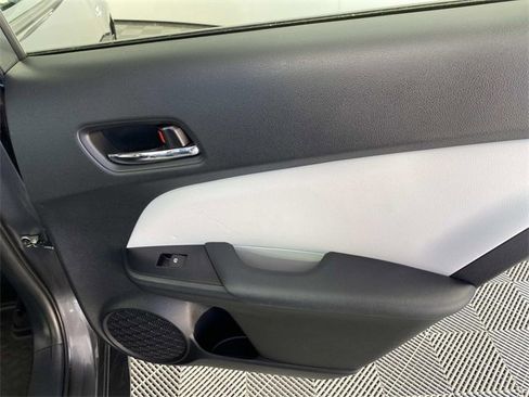 Used 2017 Toyota Prius Prime Plus image 22