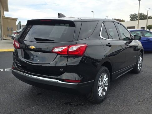 Used 2020 Chevrolet Equinox LT w/ LPO, Floor Liner Package image 4