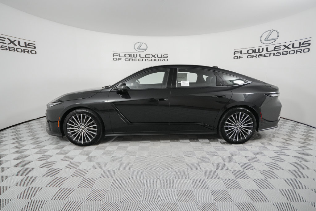 New 2026 Lexus ES 350e w/ Executive Package FWD image 4