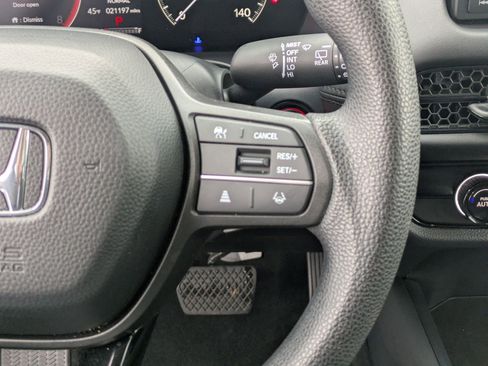 Used 2025 Honda HR-V LX image 21
