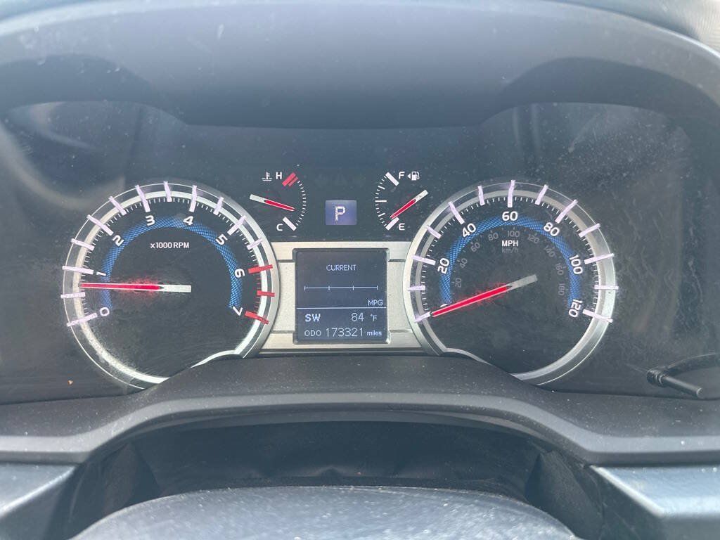 Used 2015 Toyota 4Runner Limited AWD/4WD image 13