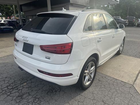 Used 2017 Audi Q3 2.0T Premium image 5