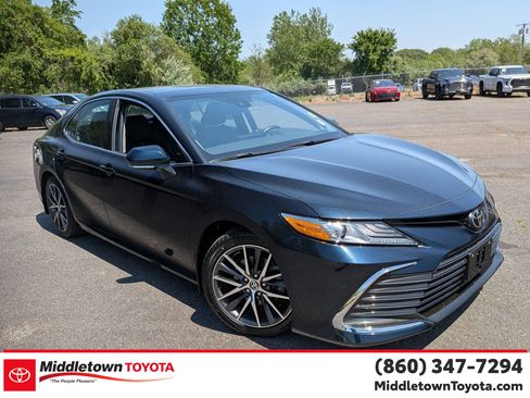 Certified 2021 Toyota Camry XLE w/ Navigation Package AWD/4WD image 1