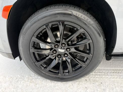 Certified 2021 Cadillac Escalade ESV Sport w/ Driver Assist Tech Package image 9