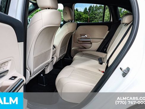 Used 2025 Mercedes-Benz GLA 250 image 19