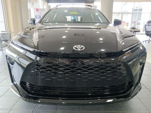 New 2026 Toyota Crown Signia AWD/4WD image 8