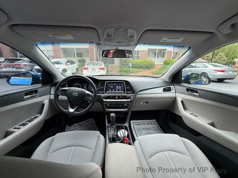 Used 2018 Hyundai Sonata SE FWD image 15