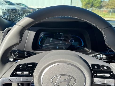 New 2025 Hyundai Elantra Sport image 16