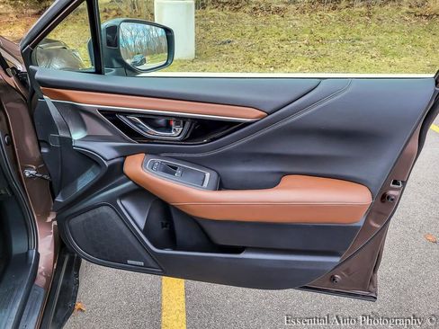 Used 2021 Subaru Outback Touring XT image 33