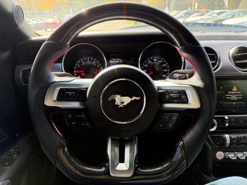 Used 2016 Ford Mustang GT image 18