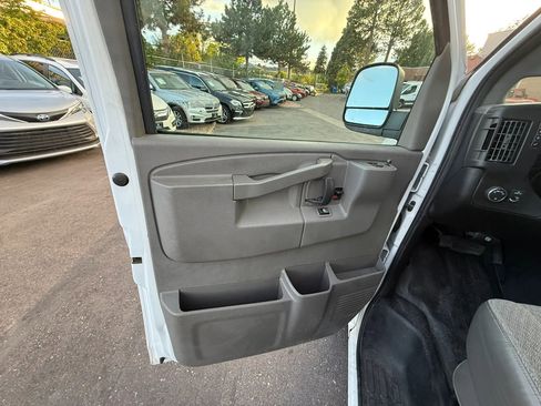 Used 2021 GMC Savana 2500 w/ Driver Convenience Package RWD image 13