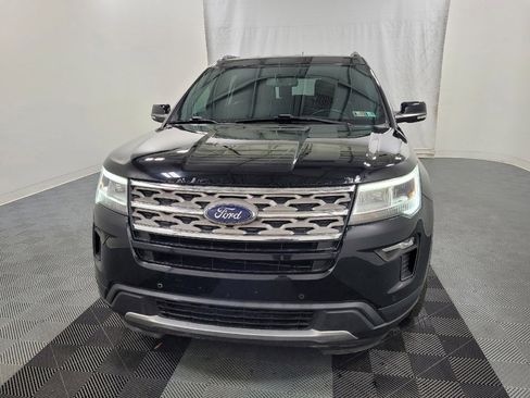 Used 2018 Ford Explorer XLT w/ Equipment Group 202A FWD image 15