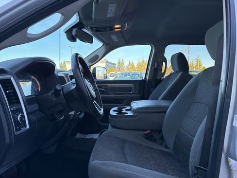 Used 2017 RAM 2500 Big Horn image 25