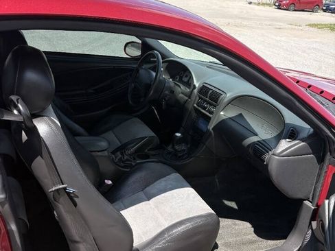 Used 2004 Ford Mustang Cobra RWD image 11