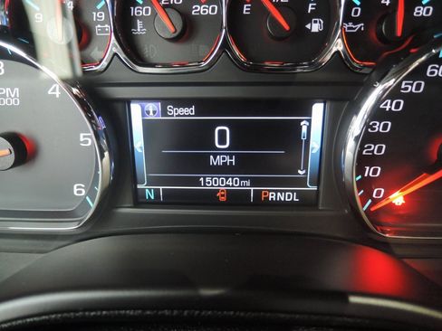 Used 2018 Chevrolet Tahoe LT image 13