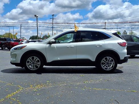 Certified 2022 Ford Escape SEL w/ Technology Package image 4