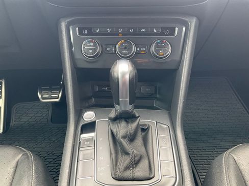 Used 2019 Volkswagen Tiguan SEL Premium R-Line image 67