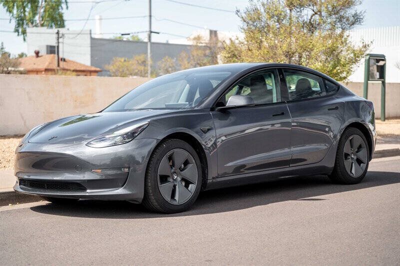 Used 2022 Tesla Model 3 Long Range AWD/4WD image 1