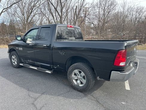 Used 2018 RAM 1500 Classic SLT image 4