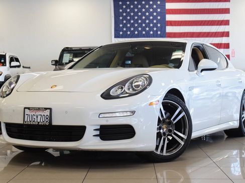 Used 2016 Porsche Panamera AWD/4WD image 11