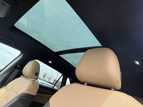 New 2026 Volkswagen Atlas Cross Sport SE image 10