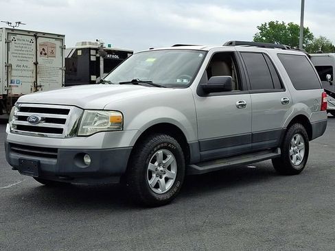 Used 2011 Ford Expedition XL w/ Fleet Convenience Pkg AWD/4WD image 5