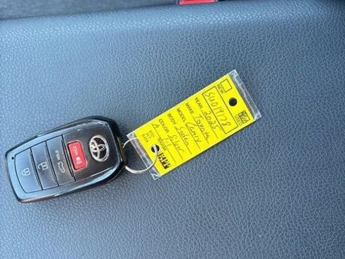 Used 2025 Toyota Camry LE FWD image 17