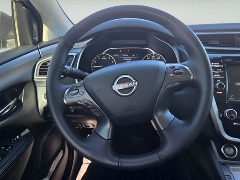 Used 2024 Nissan Murano SV image 28
