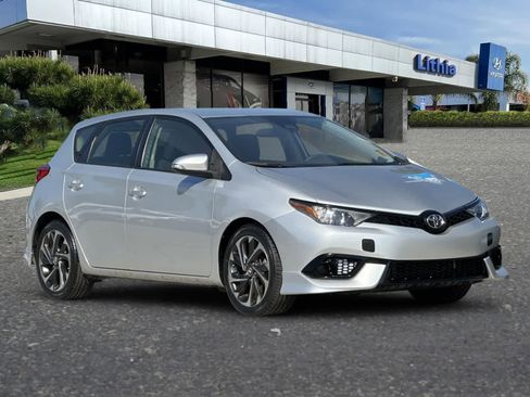 Used 2017 Toyota Corolla iM w/ Carpet Mat Package image 10