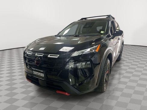 Used 2025 Nissan Rogue SV AWD/4WD image 7